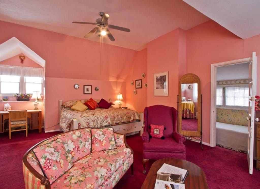 Adagio Bed And Breakfast Denver Room photo